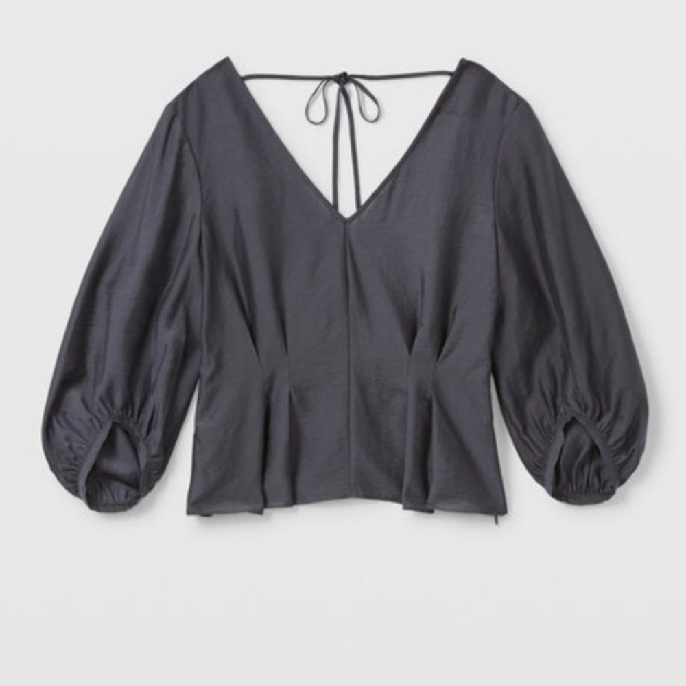Euc, Club Monaco blouse, grey sheen, pitch sleeve, open back, pleated waist,sz m